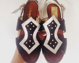 Vero Cuoio Leather Sandals Womens Sandals Leather Shoes Odalisk Middle East Style Shoes Vintage Italian Shoes Black Silver Summer Shoes