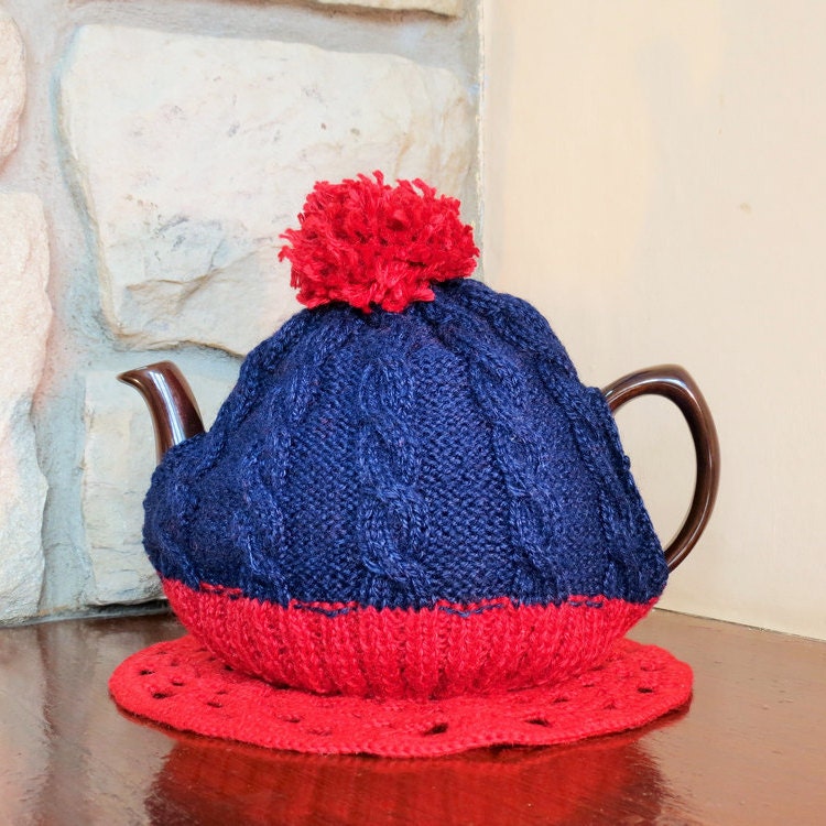 Hand Knitted Teapot Cozy / Teapot cover / by JandMCraftCorner