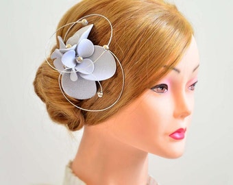 Silver hair pin Silver fascinator Bridesmaid hair flower Silver headpiece Bridal hair piece Flower girl headpiece