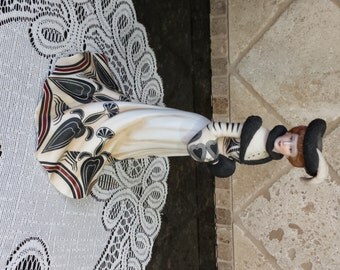 Lenox China 1984 Tea At The Ritz Figurine