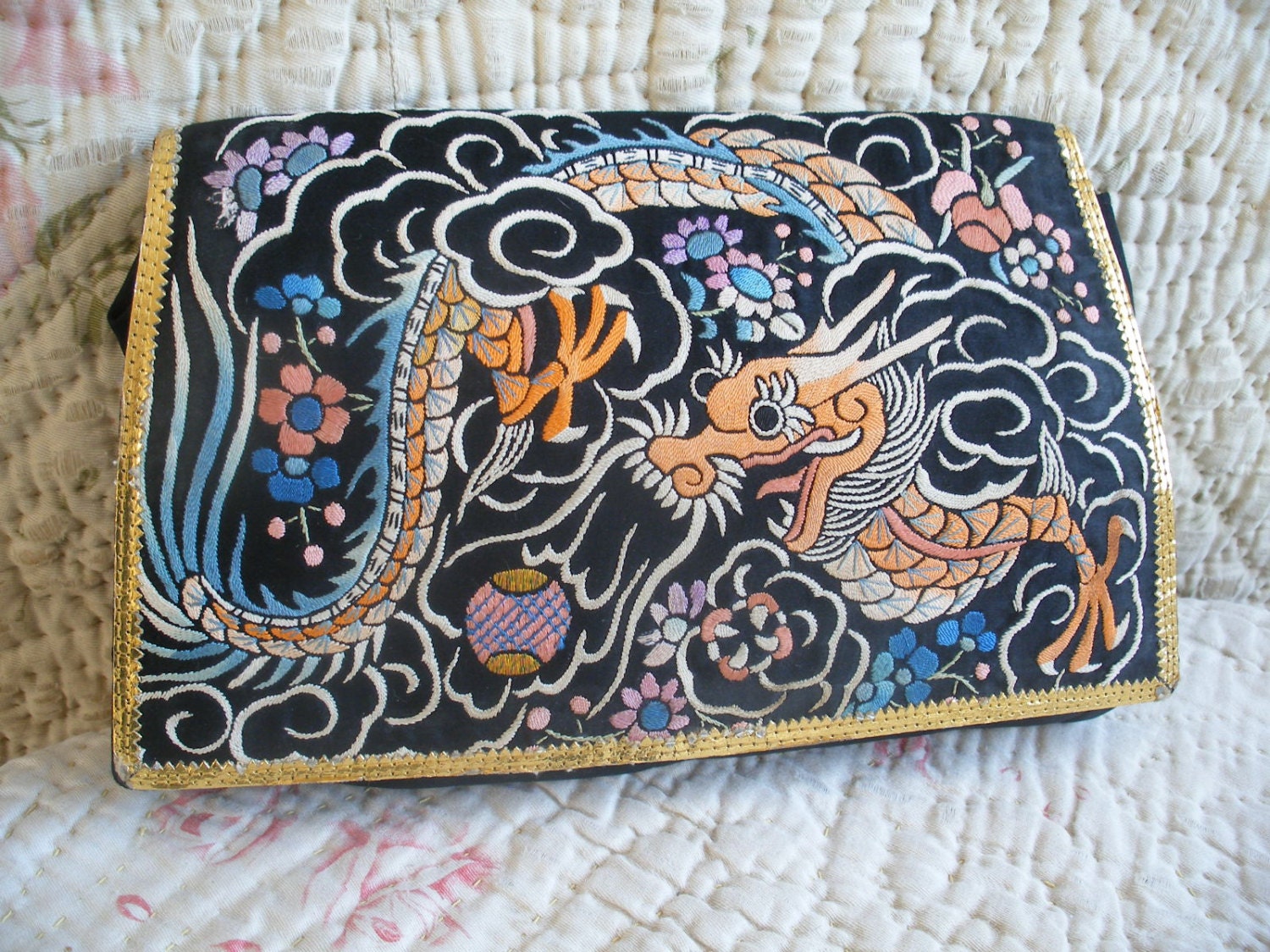 Vintage Chinese embroidered silk clutch purse by OldEnglishRoses