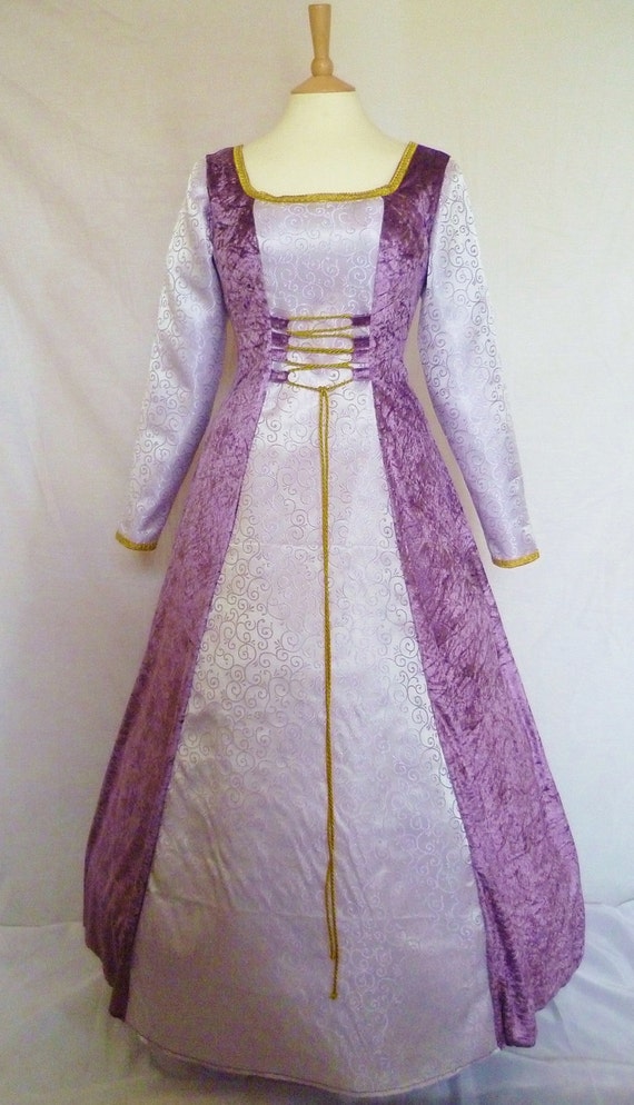 medieval dark lilac wedding dress uk size 14 by DJmedievaldresses