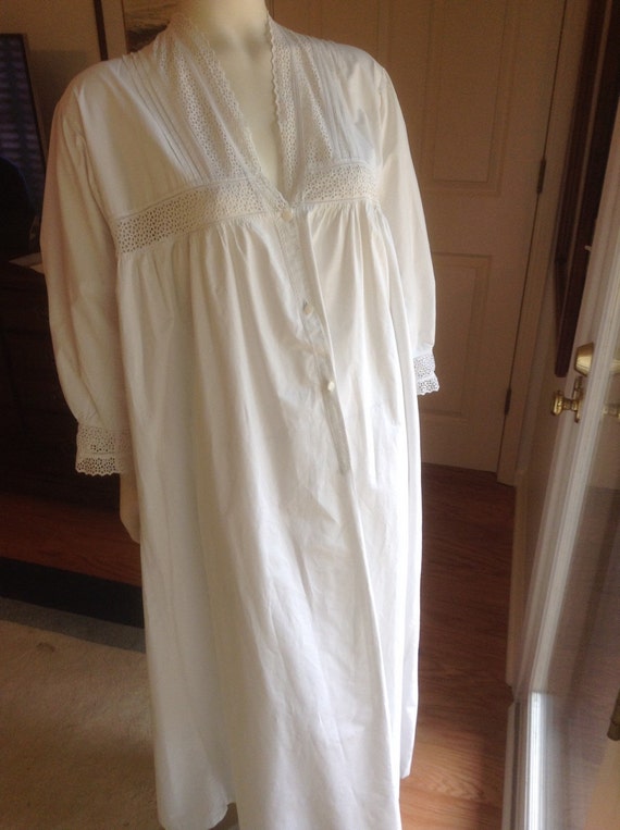 Little House on the Prairie Style Nightgown / 50s White