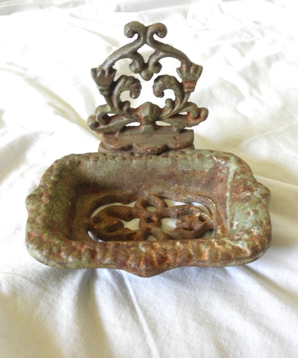 SALVAGED Antique Victorian Cast Iron SOAP DISH Early 1900s