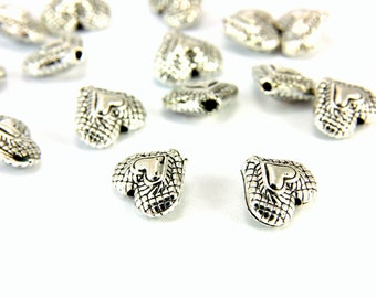 25 pcs Heart Charms, (10mm x 12mm) Heart Charms, Antique Silver Colour Hearts, Metal Heart Charms, Heart Charms / MB-160