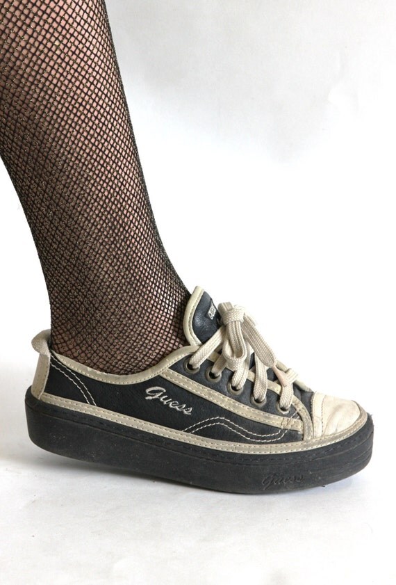 size 7/7.5 90s kid Guess sneakers. chunky by floweronthewall