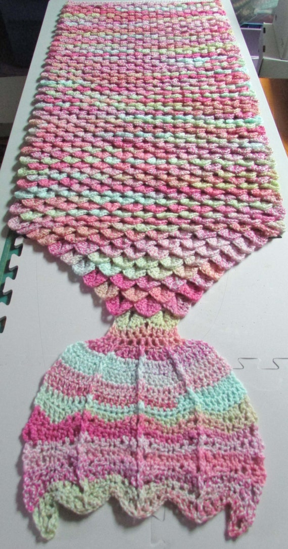 Mermaid Tail Blanket Crochet Crocodile Stitch by EEECrafter