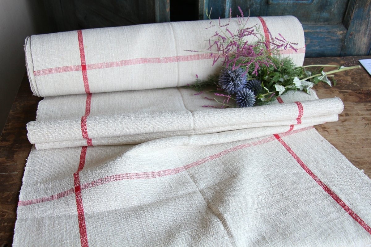 C 370 antique handloomed FADED RED upholstery fabric 12.788yards by 21.