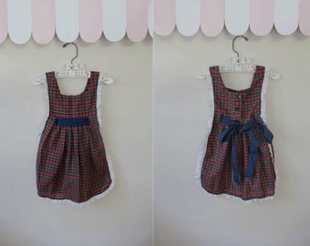 vintage 1970s girl's dress - PLAID PINAFORE eyelet apron dress  / 3-4T