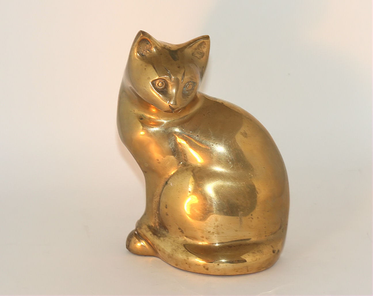 vintage siamese cat statue