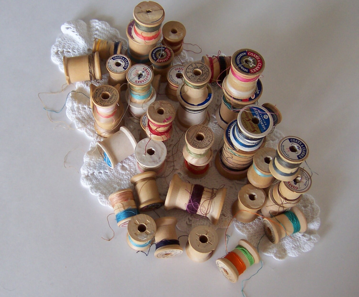 Vintage Wooden Sewing Spools Lot of About 29 Various Sizes for