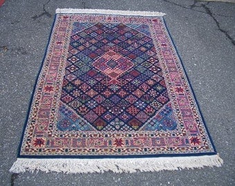 1990s Hand-Knotted Josheghan Oriental Rug (1559)