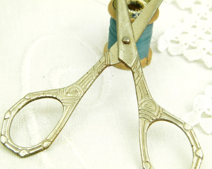 Antique French Unused Art Deco Embroidery Scissors / French Decor / Antique Haberdashery / Vintage Sewing / Craft Supplies / Dressmaking