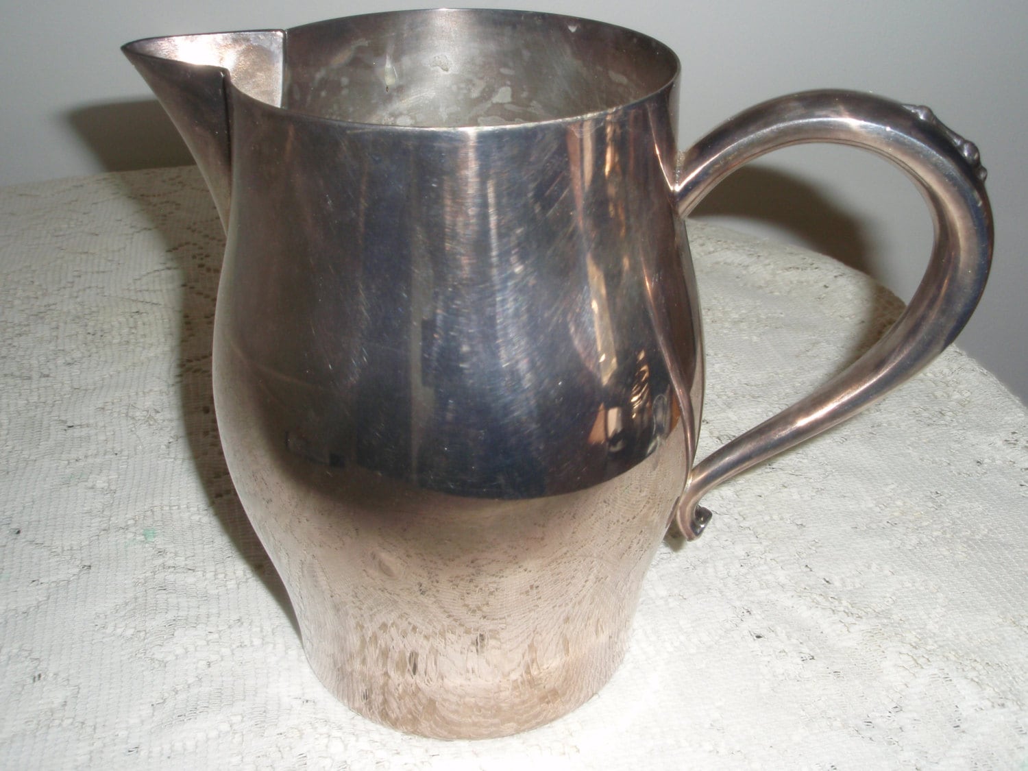Water Pitcher Oneida Silver Plated Pitcher PAUL REVERE