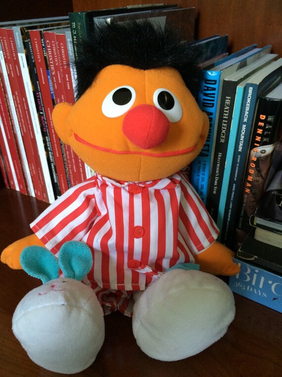 Tyco 1996 Sesame Street sleep and snore Ernie plush doll