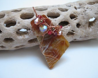 Venus Snowstorm - Wire Wrapped Oregon Carnelian Agate Pendant