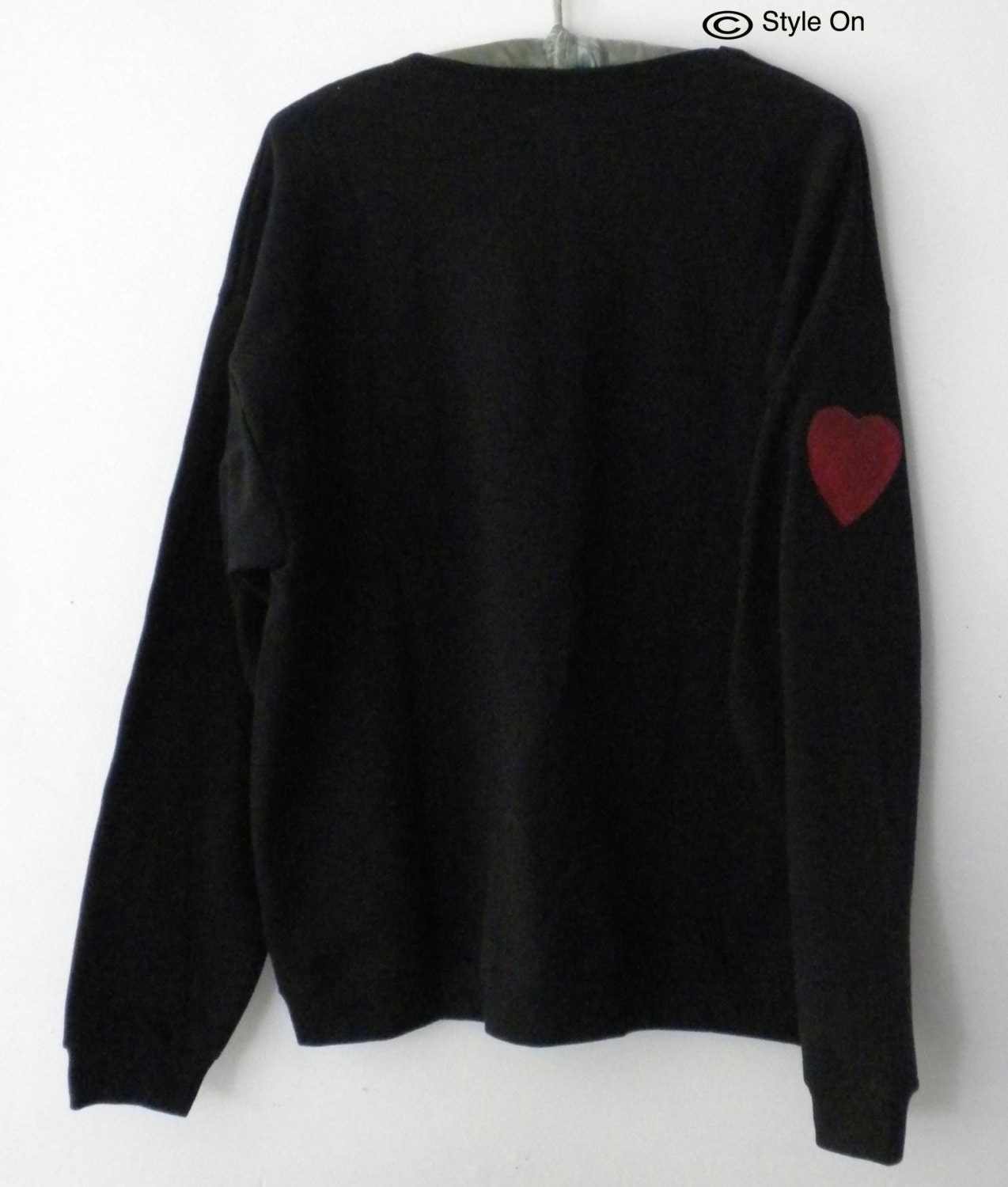 heart band sweatshirt