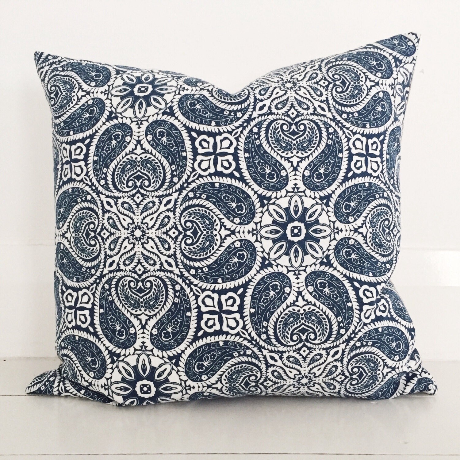 Navy blue & white paisley with natural by VilladeLuxeBoutique
