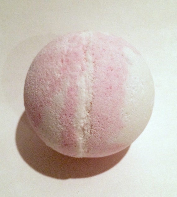 Custom Bath Bomb 3.5oz Large Bath Bomb Large by ShimmeringSuds