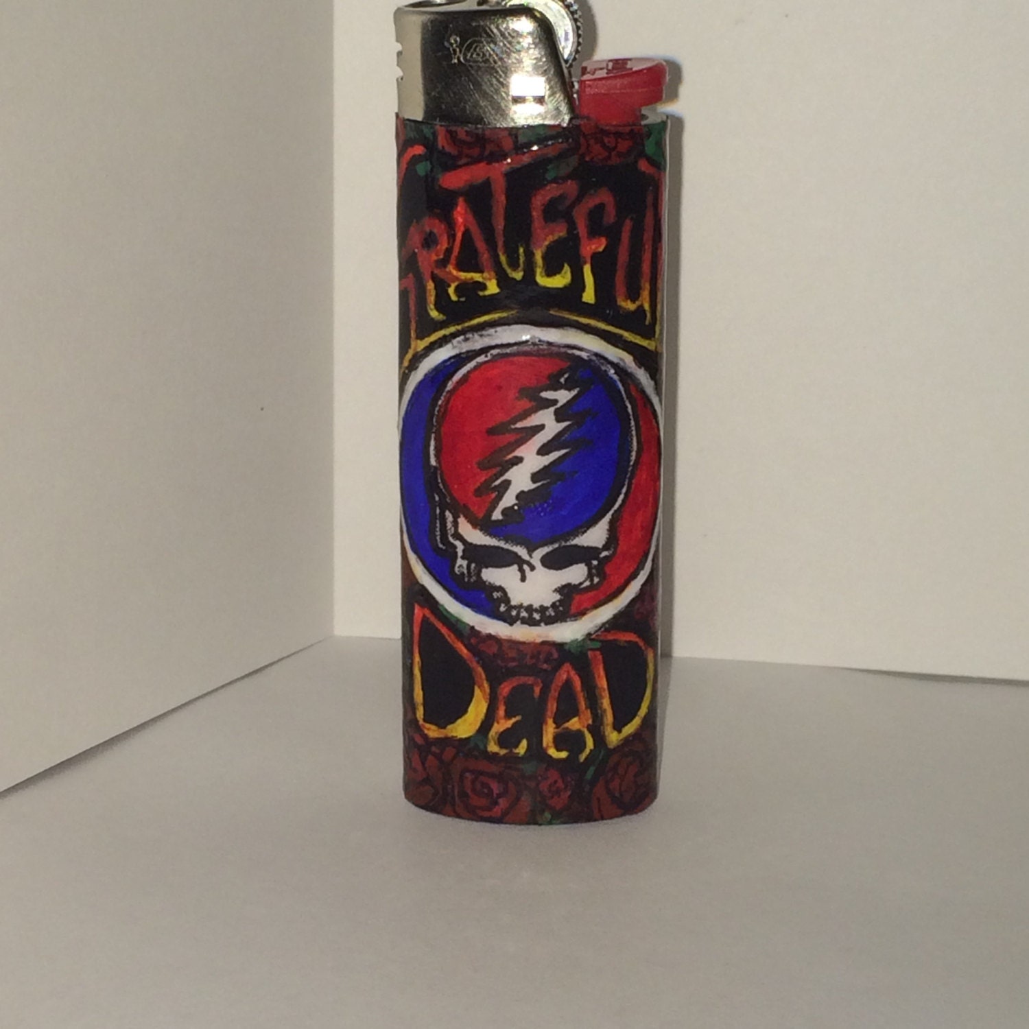 Light up with the Grateful Dead Lighter