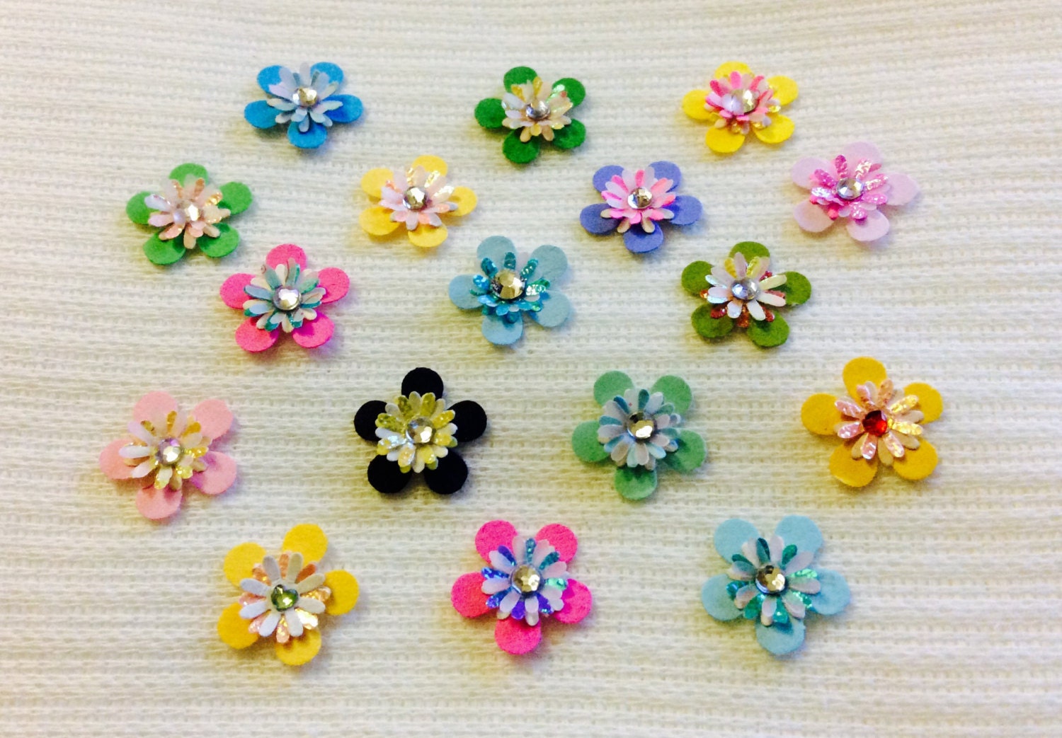 Scrapbook Embellishments Assorted Jeweled Flowers with