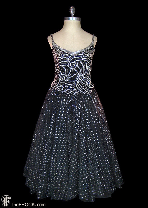 oscar de la renta silver gown