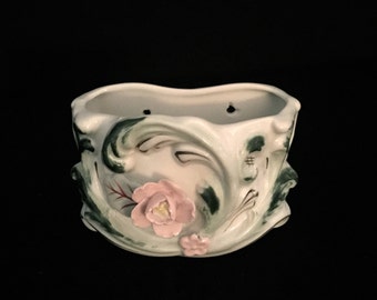 Victorian Porcelain Wall Vase VG1765