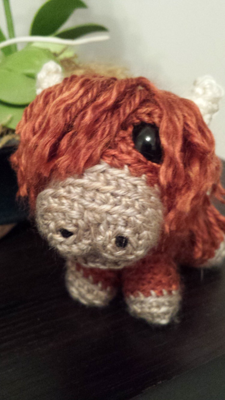 Scottish Highland Cow crochet pattern by MedusatrollCrochet