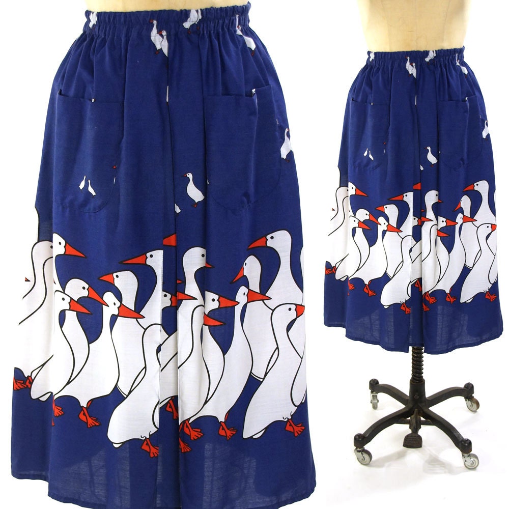 Goose Print ALine Skirt / Vintage 1970s Cotton Novelty Print