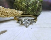 14k Heart Shape Diamond with Trillions 1ctw Size 6.5