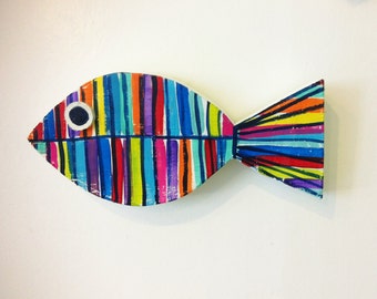 Wooden Striped Fish Beach Coastal Wall Hanging Decor Art