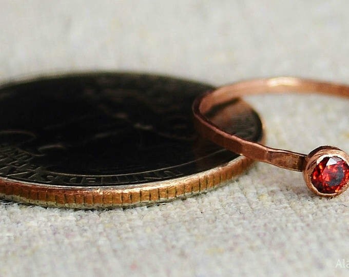 Dainty Copper Garnet Ring, Copper Ring, Garnet Mothers Ring, January Birthstone Ring, Stacking Copper Ring, Copper Band