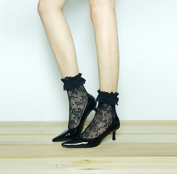 Items similar to Lace Heels Socks, Toe Socks, Flats Lace Short Socks ...