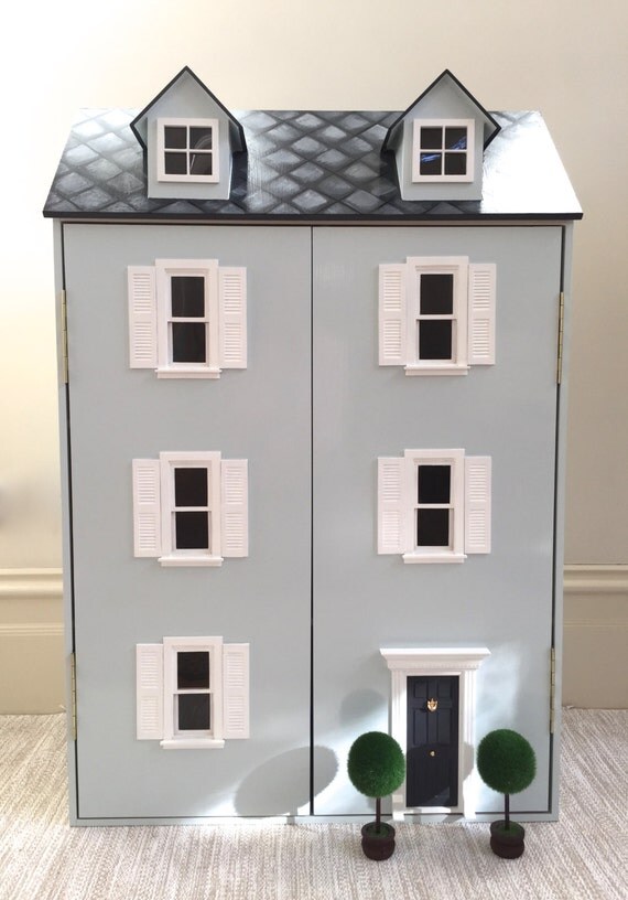 georgian dollhouse