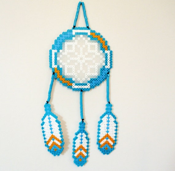 Items similar to Dreamcatcher made out of pixel pearls / hama beads ...