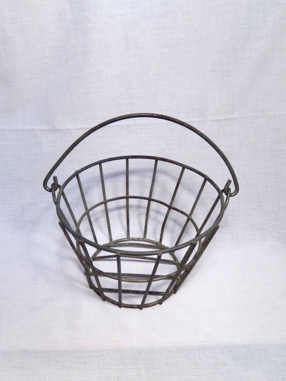 Vintage Metal Wire Egg Basket Handled Rustic Industrial