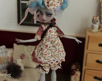 Heidi OUTFIT(5pcs): dress, head band, socks, bloomers, apron