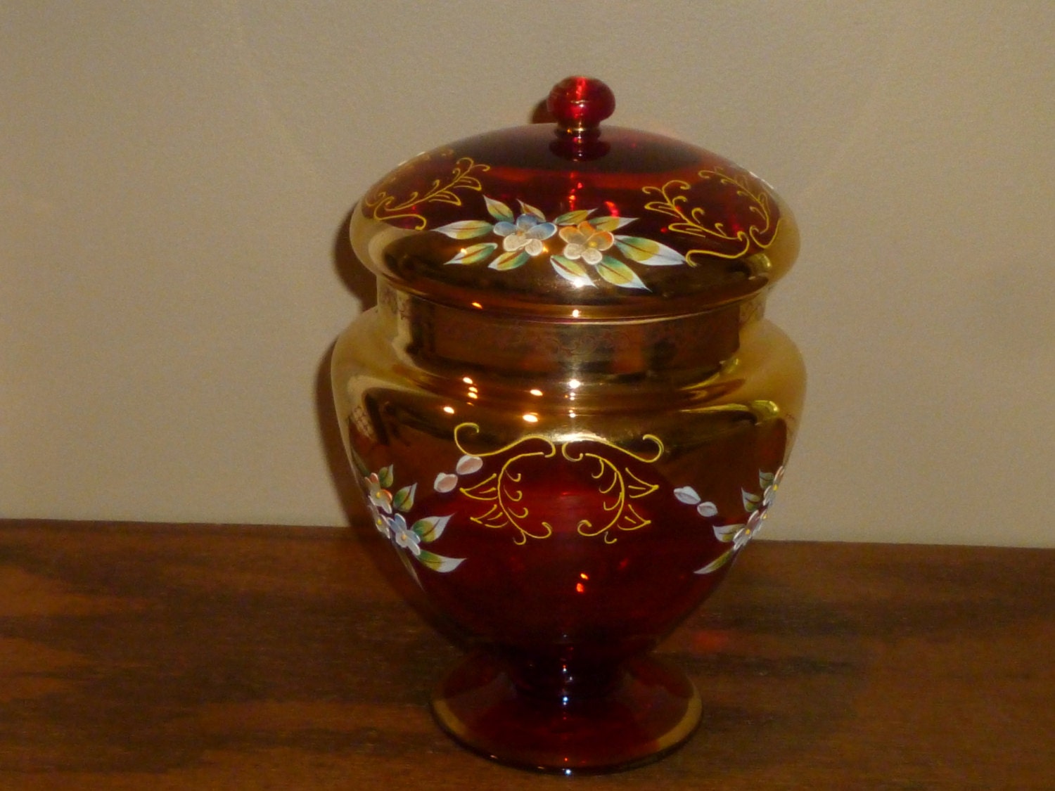 Candy Dish vintage Red with Gold hand by DianesClassyClutter