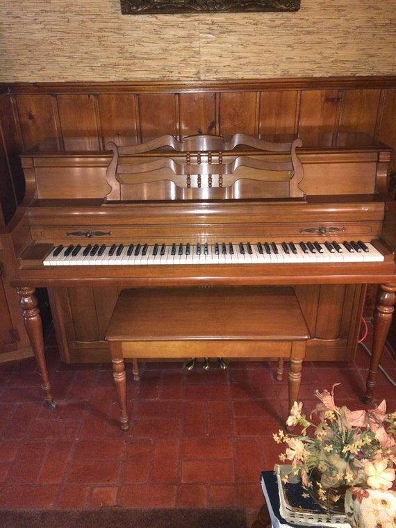 old wurlitzer piano value 32305