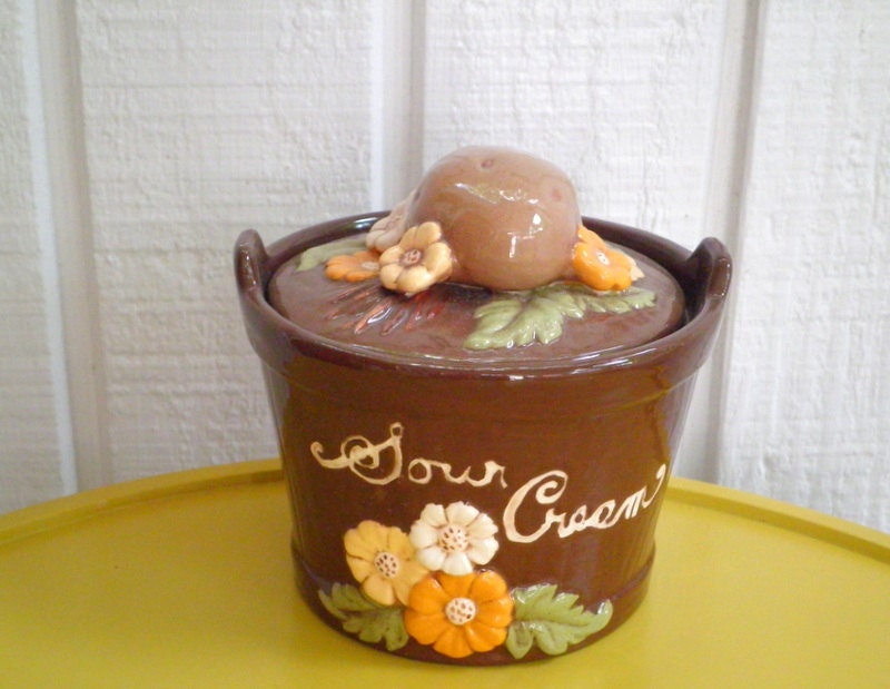 Vintage Ceramic Sour Cream Dish / Bowl / Jar with a Spud and