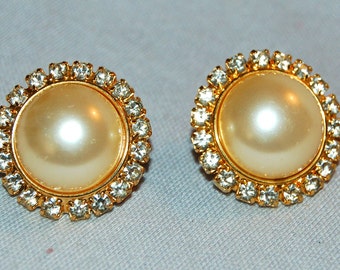 Vintage / Excellent / Judy Lee / Pearl / by AmericanHomestead