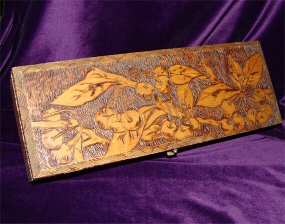 Flemish+681 1905 Victorian FLEMISH Wood Glove BOX w/ Metal by GypsySeller