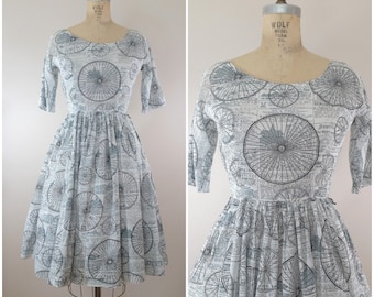 Vintage 1950s Novelty Print Dress / 50s Black and White Newspaper Dress / Cotton Dress / XS