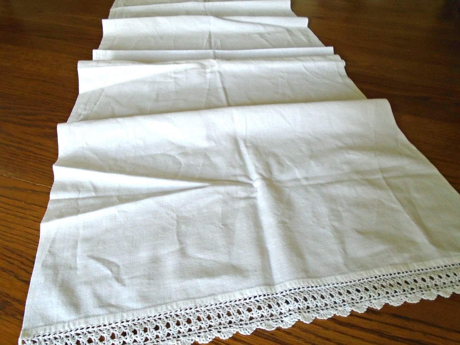 White Cotton Runner / Vintage Cotton Table Runner / by DoesMeadow