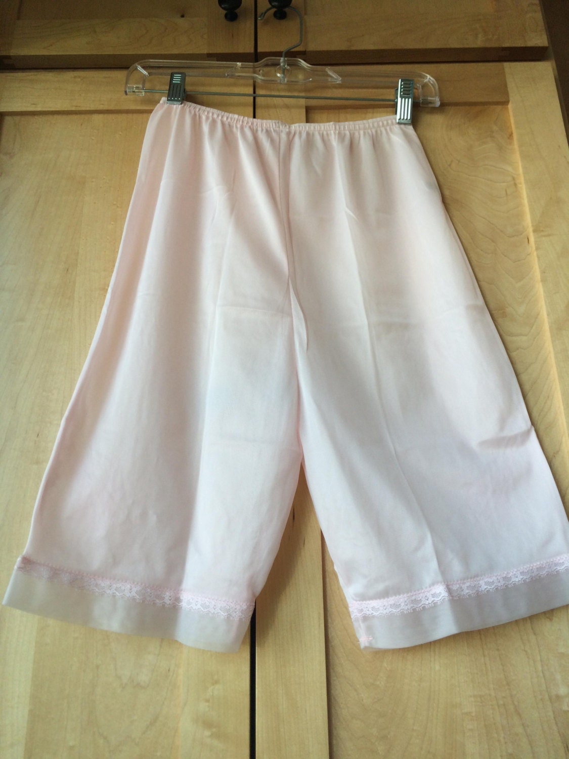 Pink Vintage Bloomers / Vintage Pantaloons w by fashionREdesign