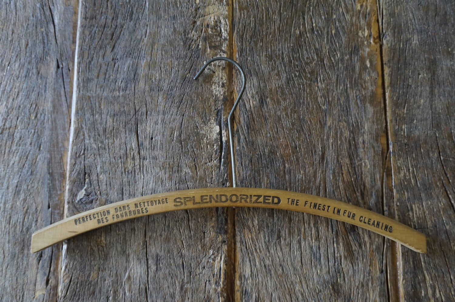 Vintage branded wood coat hanger Splendorized fur cleaning Montreal, Quebec, Canada Haute