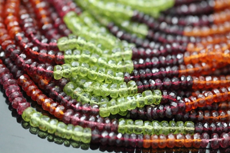 thumbnail image 2 of Natural Garnet Gemstone Beads Strand, 5x5x5mm Box Shape Faceted, 13" EB-311 2 of 4