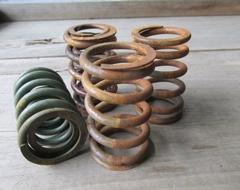 Rustic Metal Springs Primitive Candle Holder