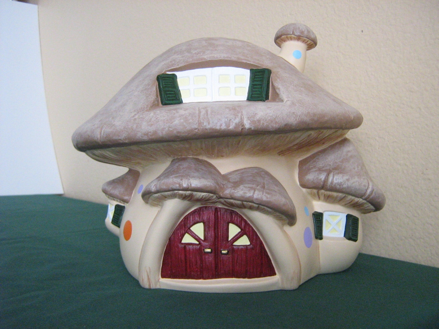  Ceramic Mushroom House 