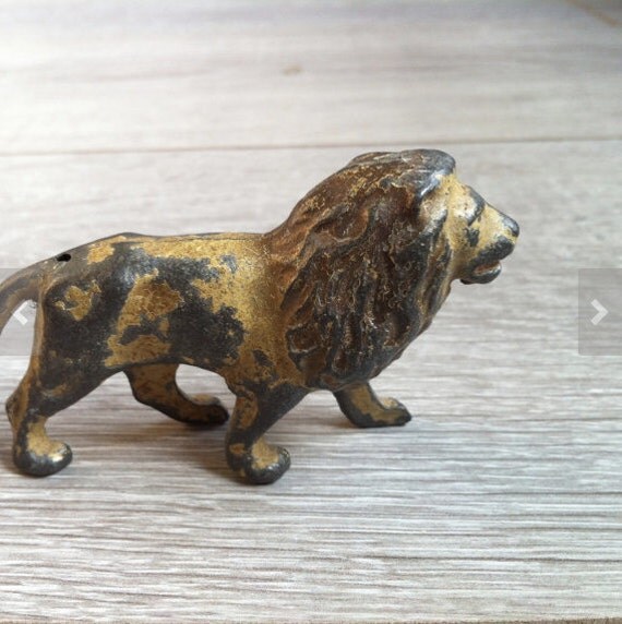 Iron cast Lion Antique lead toy animalfrench by Papeteriedeparis